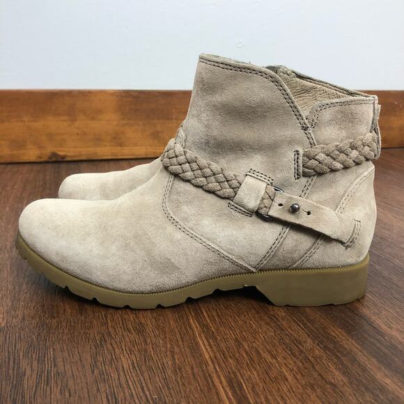 Teva Delavina Taupe Suede Leather Ankle Short Boot Sz 6.5 Braided Details NEW - Picture 1 of 11